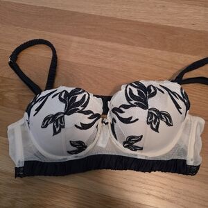 Intimissimi Bra Sz 38b Nwot